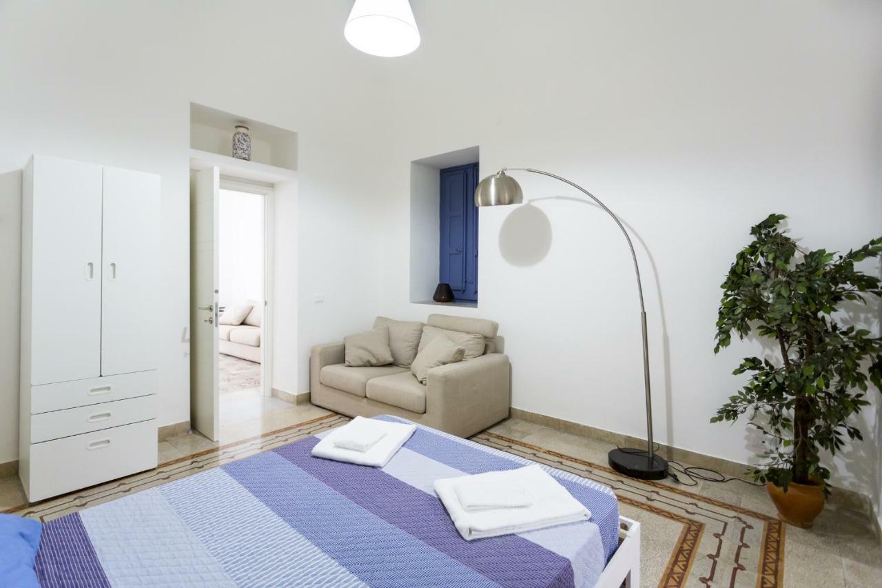 Star Politeama Apartment Palermo Bagian luar foto